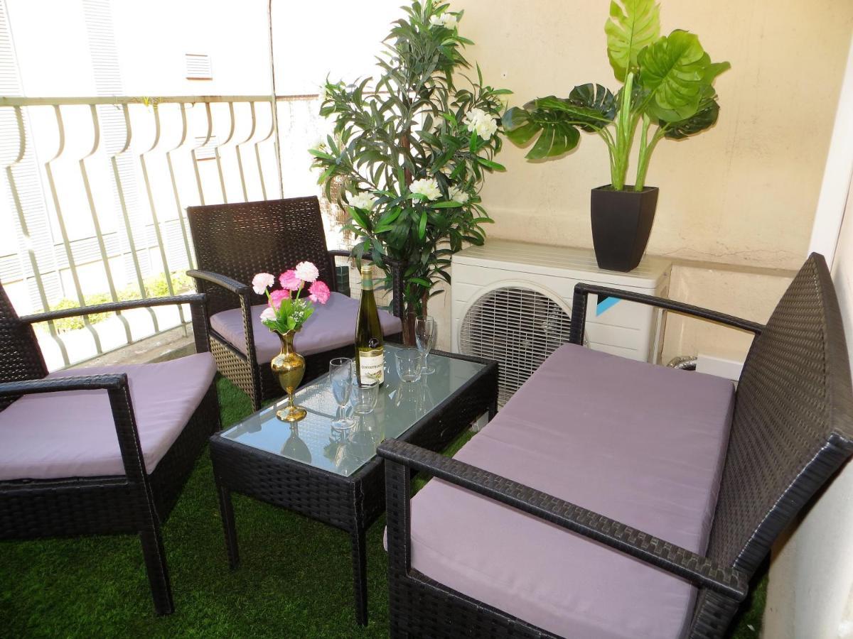 9 Avenue De Carras Appartamento *